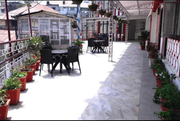 Deep Hotel Mussoorie Exteriér fotografie