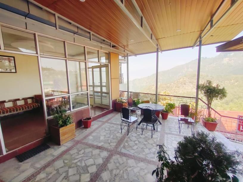 Deep Hotel Mussoorie Exteriér fotografie