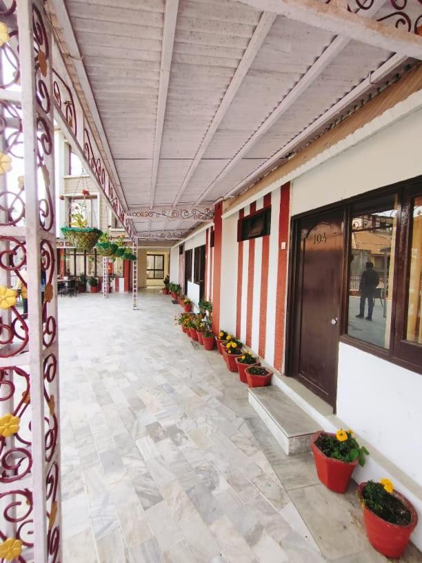 Deep Hotel Mussoorie Exteriér fotografie